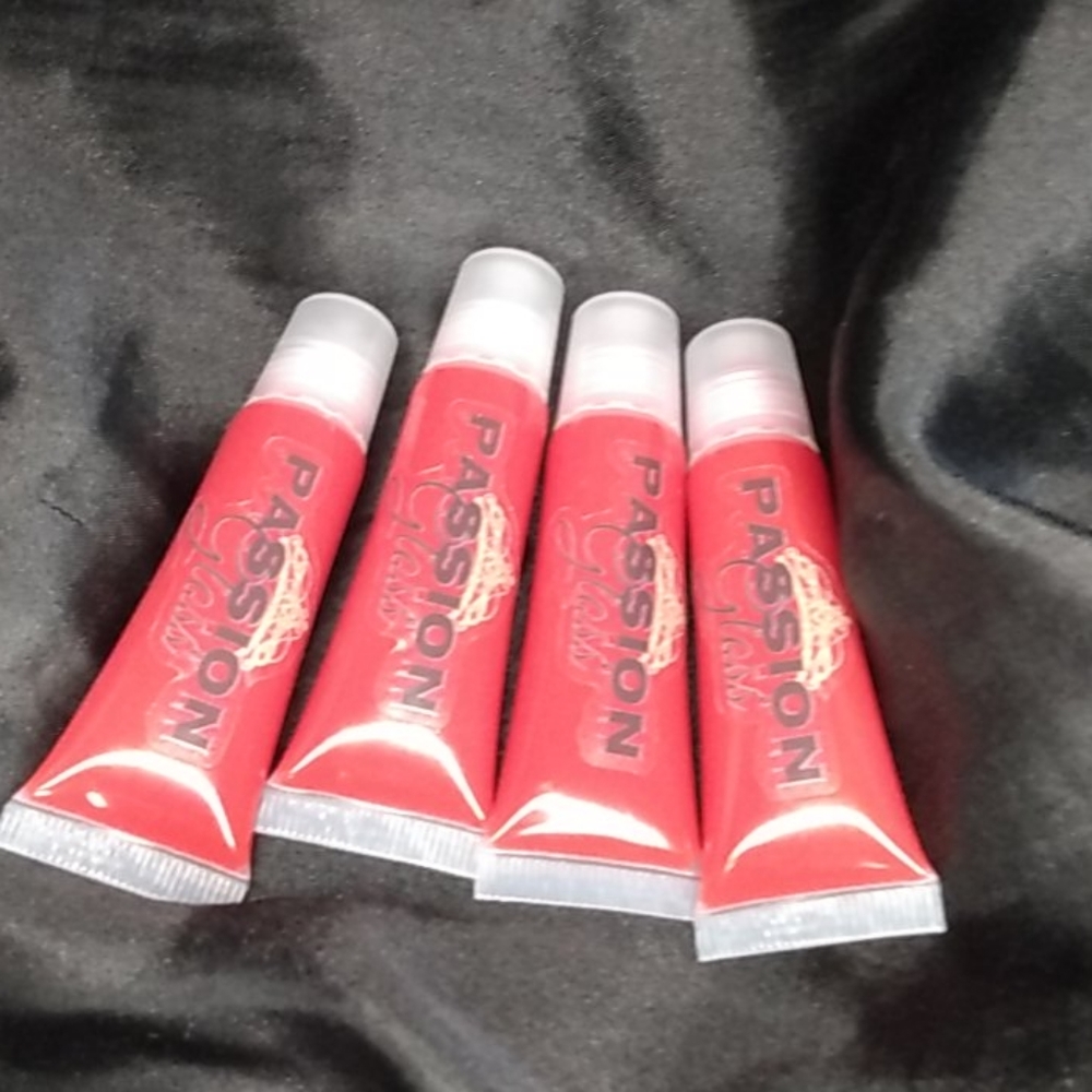 Cherry Bomb lipgloss